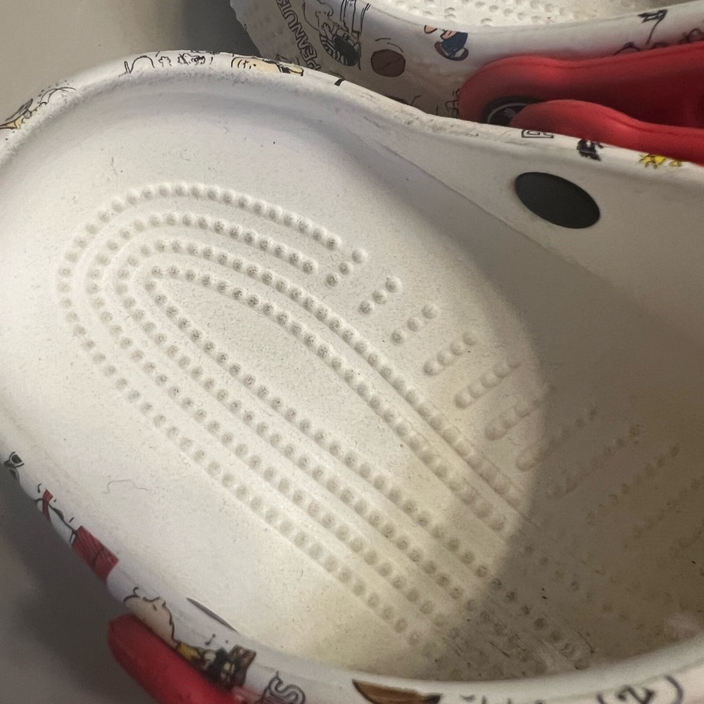 Peanuts kids Croc Clogs size J1 - Picture 9 of 13